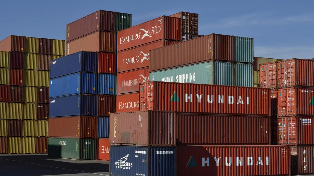 Fluctuating tariff policies create uncertainty for labeling industry 1 fluctuating tariff policies create uncertainty for labeling industry