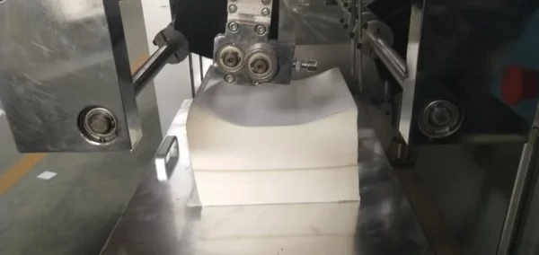 AD UC Label Fan Folder Machine AD UC Label Fan Folder Machine